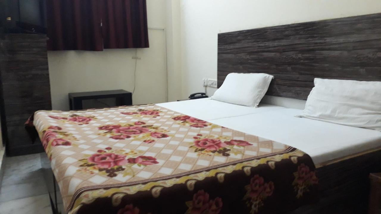 Fabhotel Sarwan Agra  Eksteriør bilde